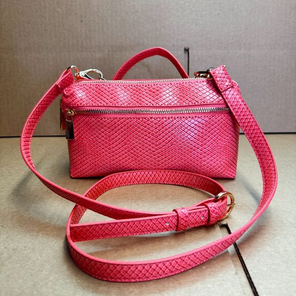 On 34th Allikay Embossed Crossbody Bag - Pink - Picture 6 of 9